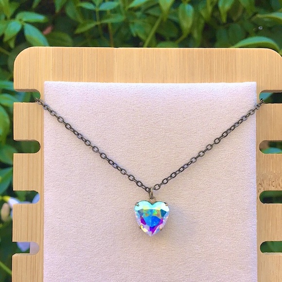 Aurora Borealis + Antique Brass Crystal Heart Drop Pendant Necklace - Picture 6 of 13